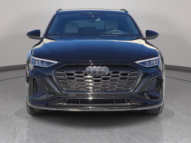 2024 Audi Q8 e-tron