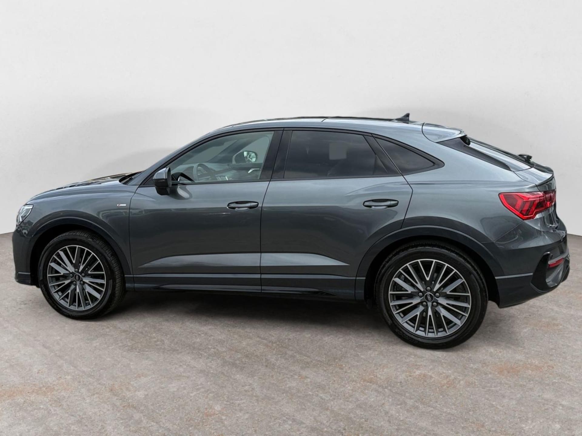 Audi Q3 Sportback S line