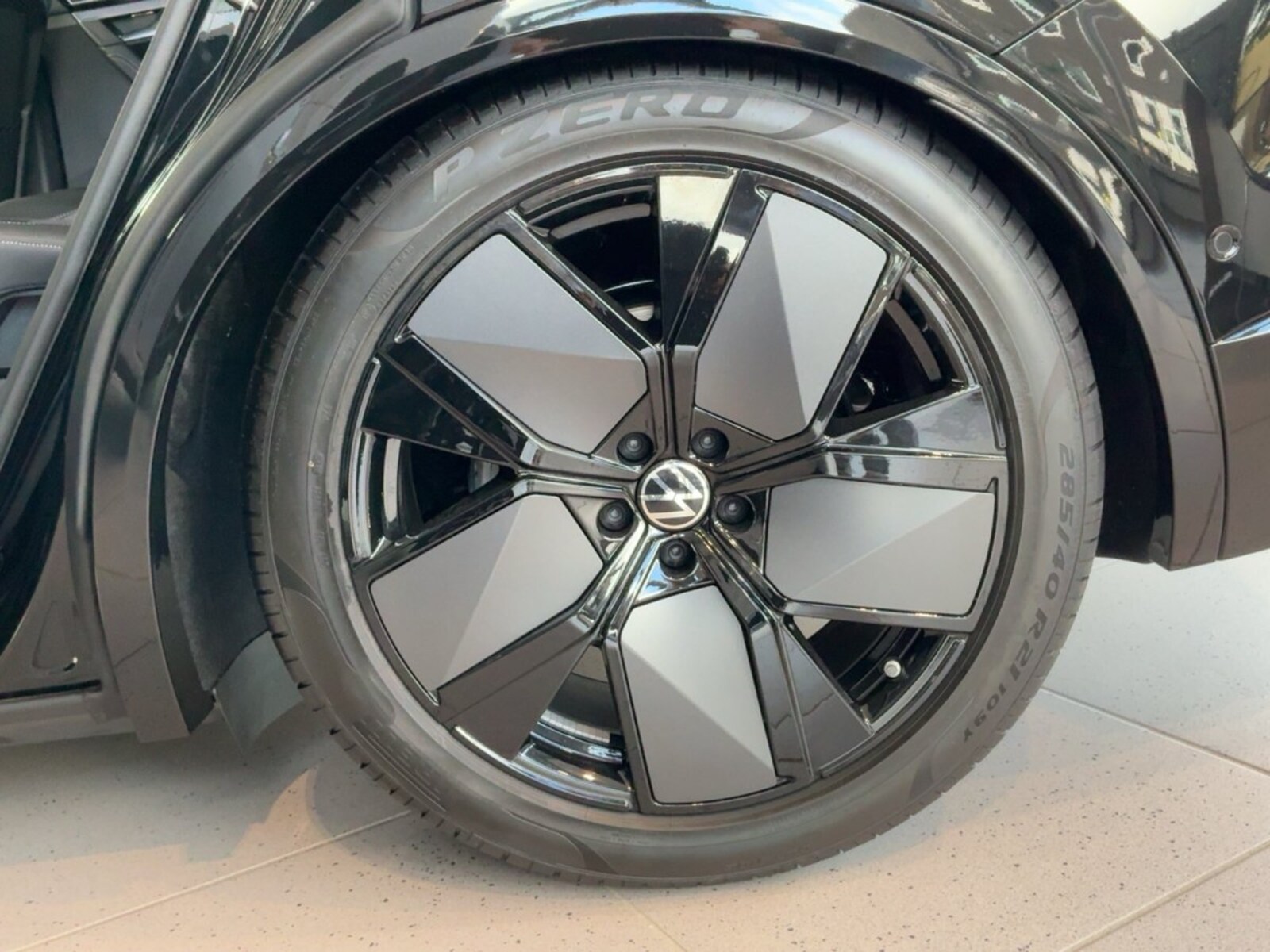Volkswagen Touareg – Bild 12