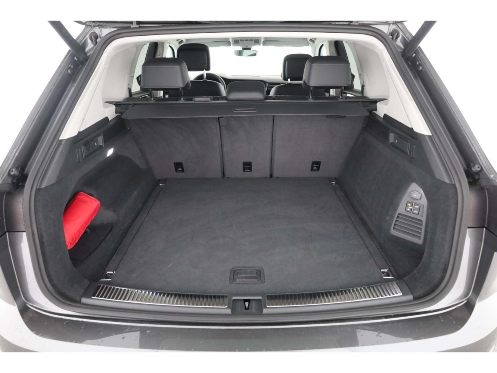 Volkswagen Touareg – Bild 12