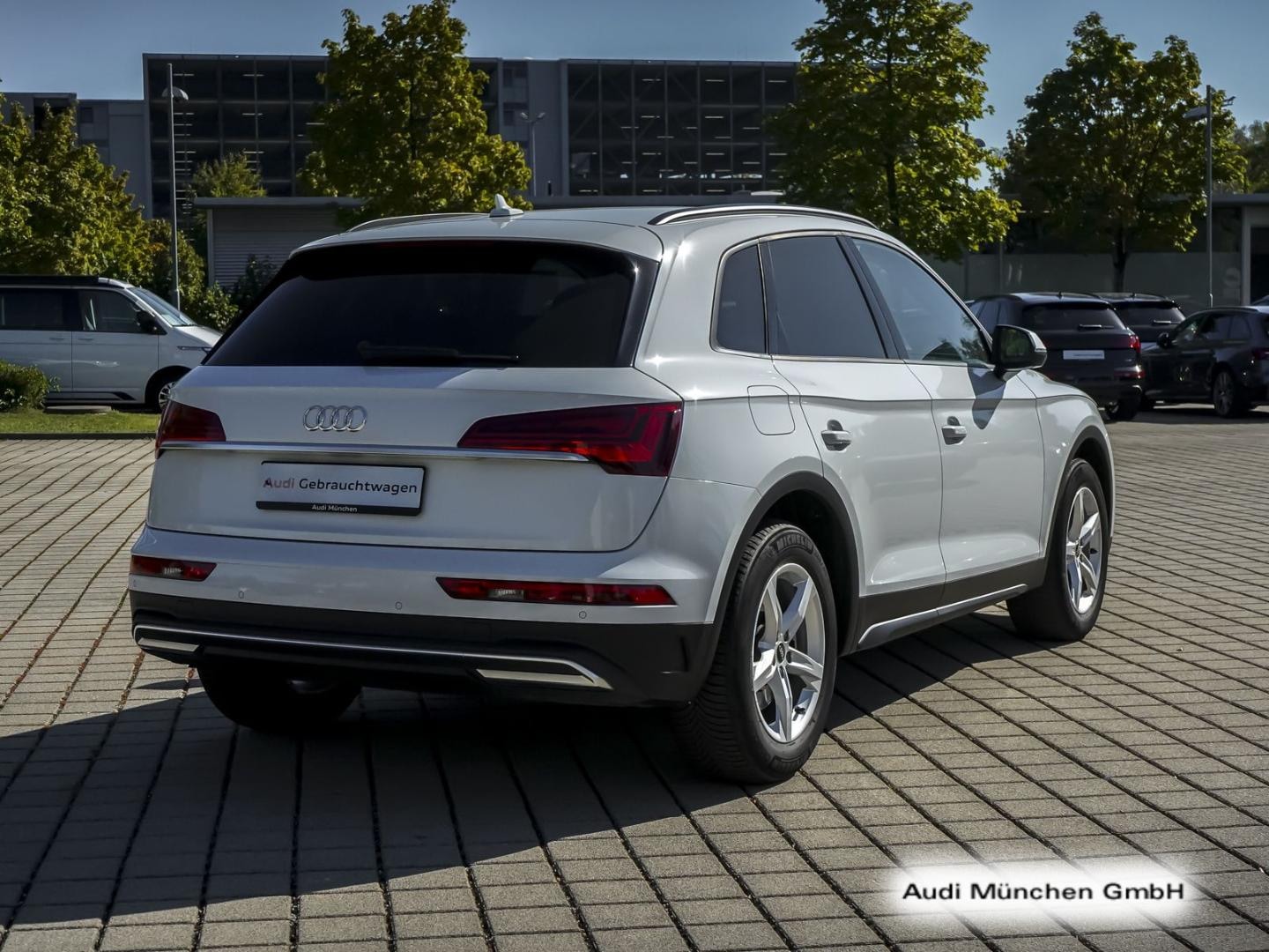 Bild über Audi Q5 35 TDI S tronic - für weitere Informationen kontaktieren Sie den Audi Partner