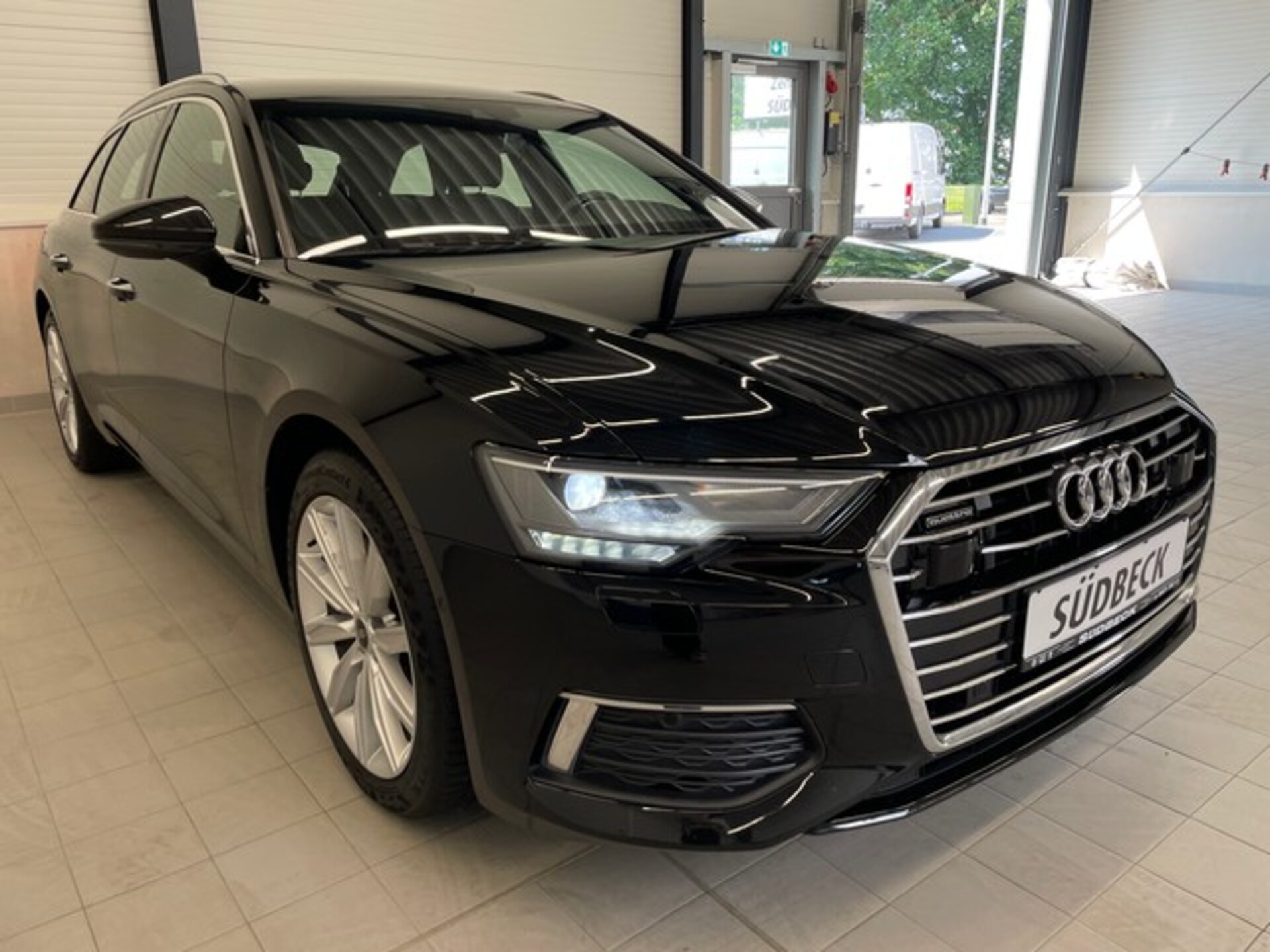 Audi A6 Avant Design