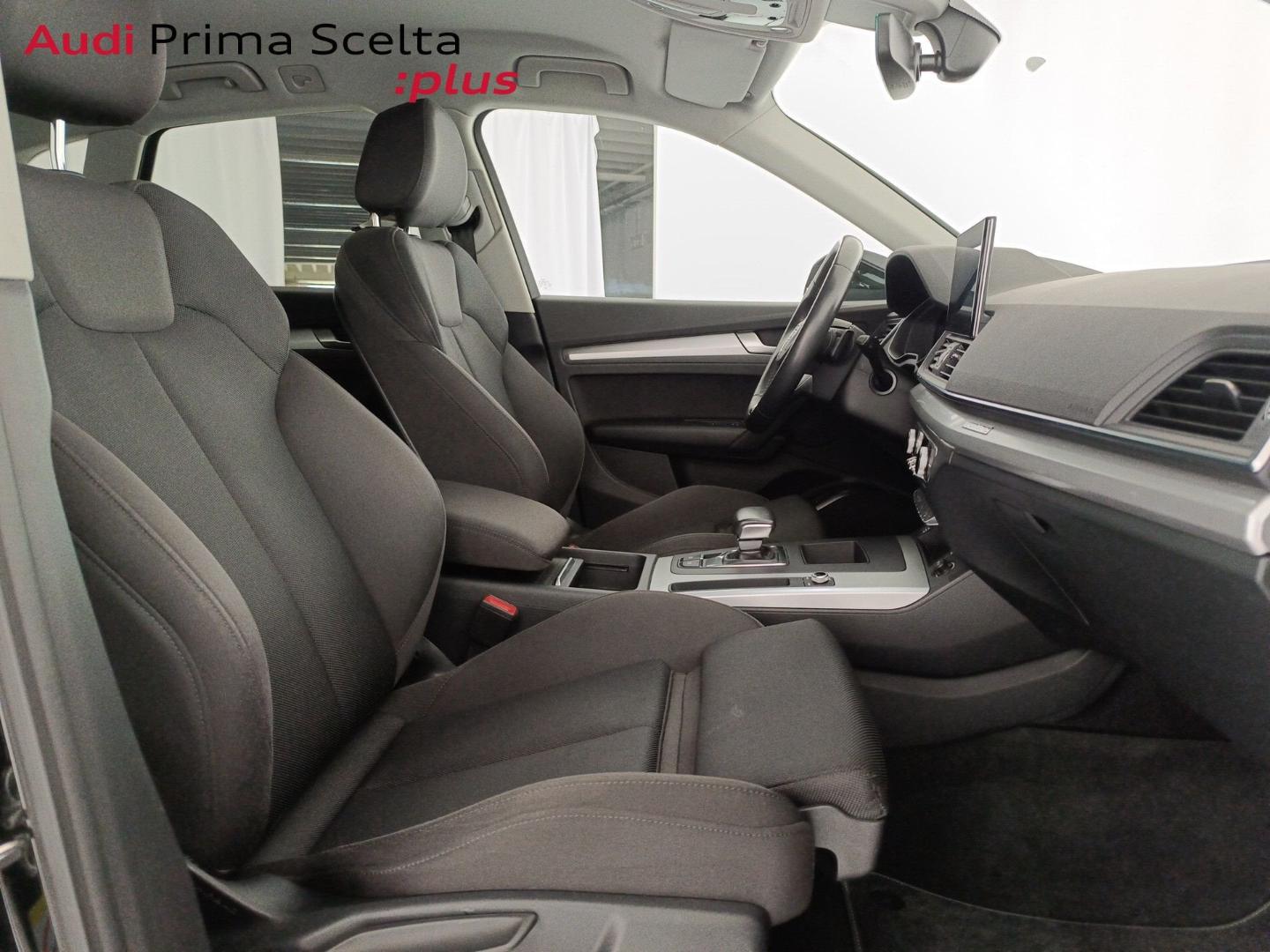 Immagine di Audi Q5 S line 40 TDI quattro 150 kW (204 PS) S tronic - Vista: for more details contact your dealer