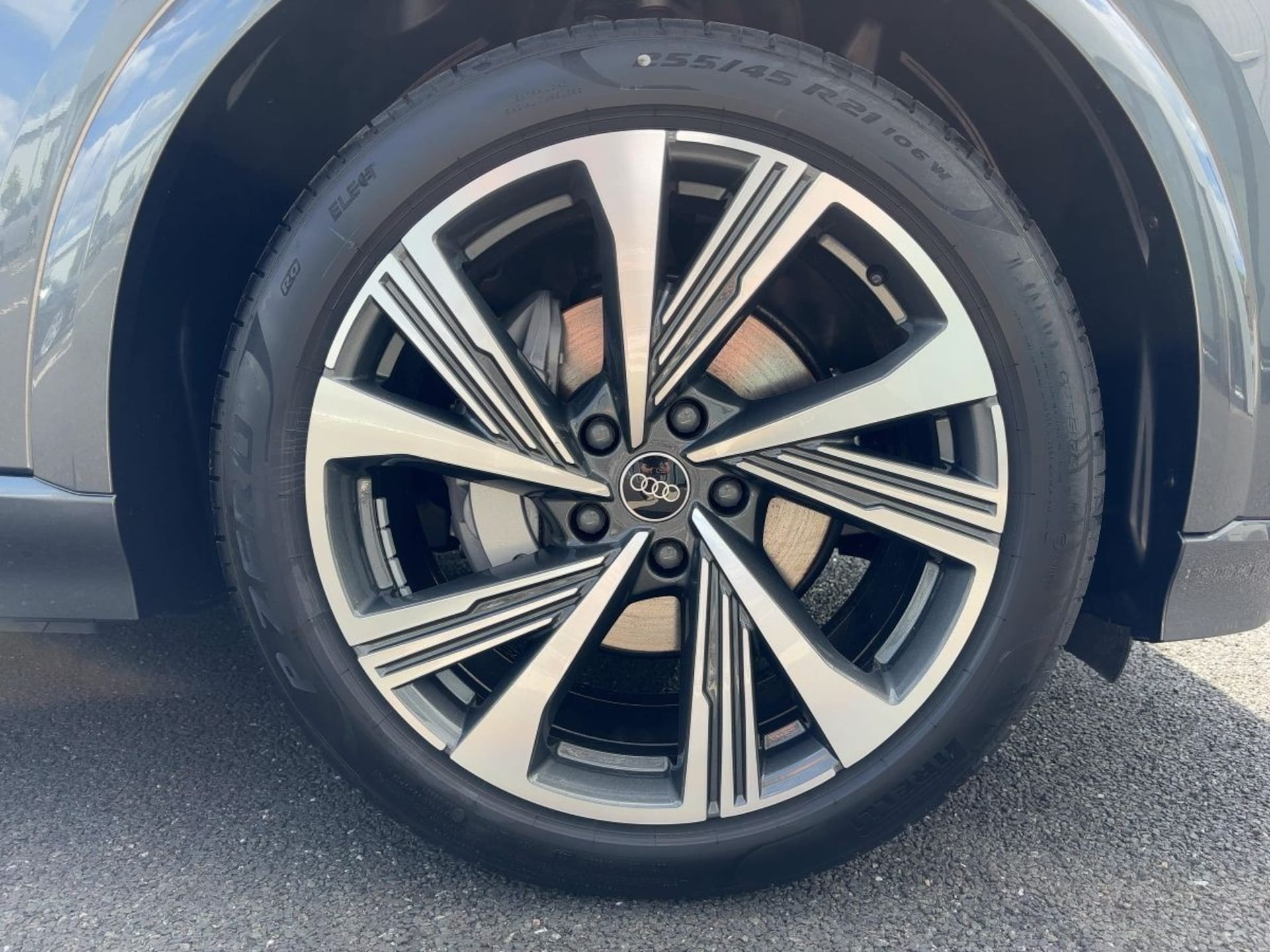 Audi Q6 SUV e-tron