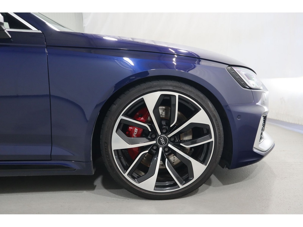 Image about Audi RS 4 Avant TFSI quattro tiptronic