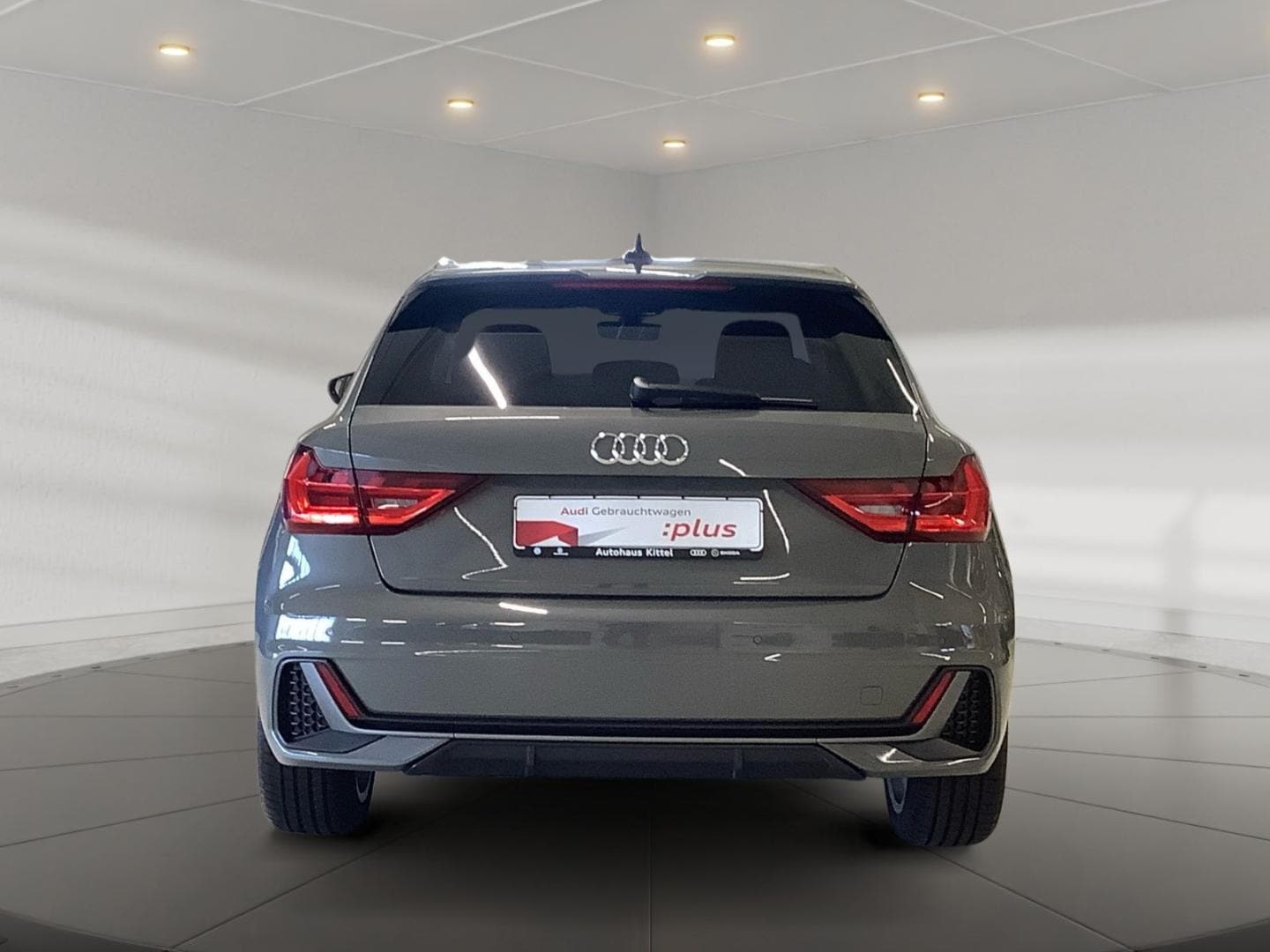 Bild über Audi A1 Sportback S line 30 TFSI S tronic - für weitere Informationen kontaktieren Sie den Audi Partner