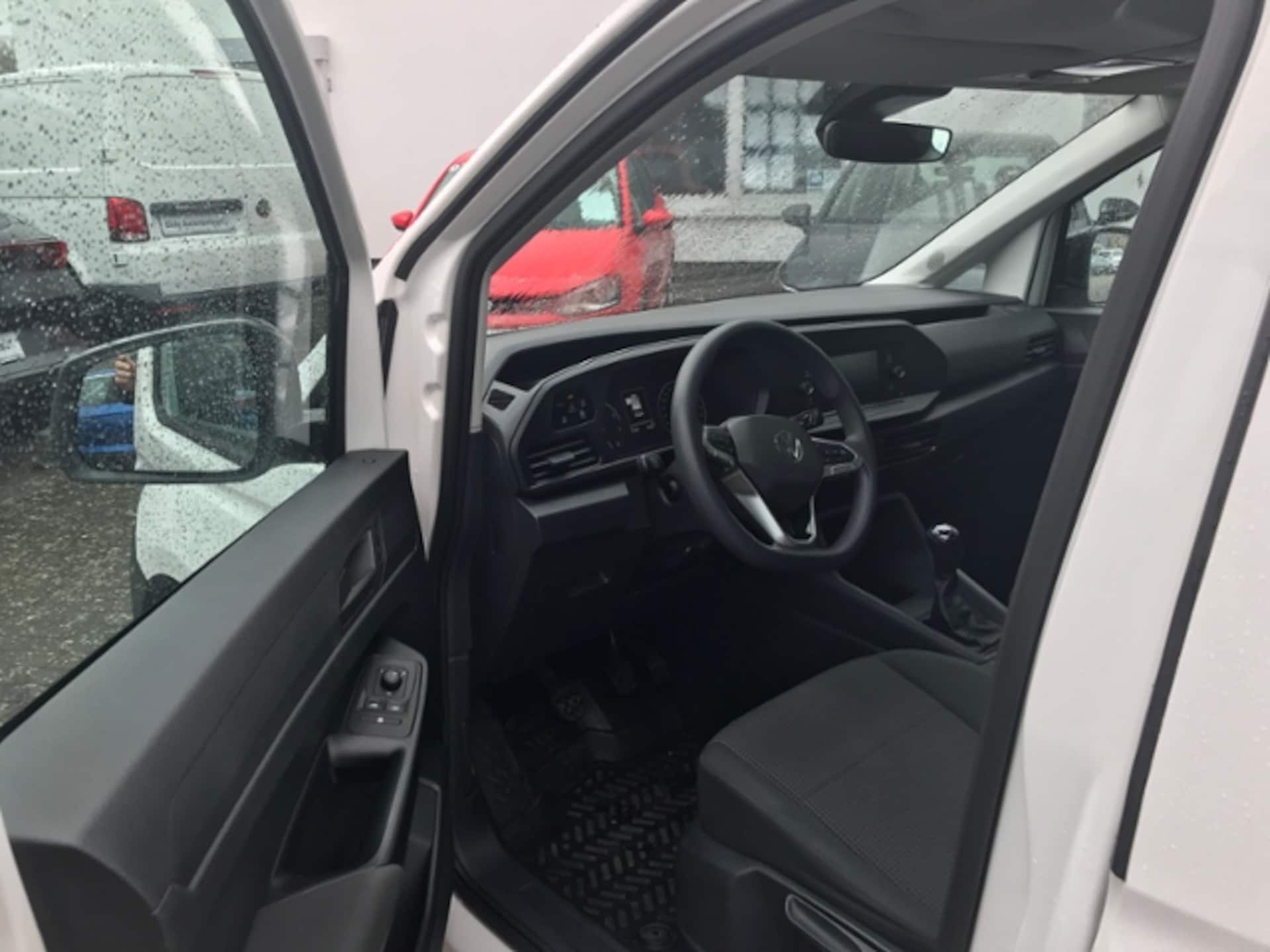 Volkswagen Caddy Basis-Modell
