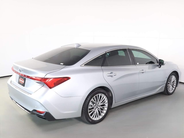 2019 Toyota Avalon Hybrid