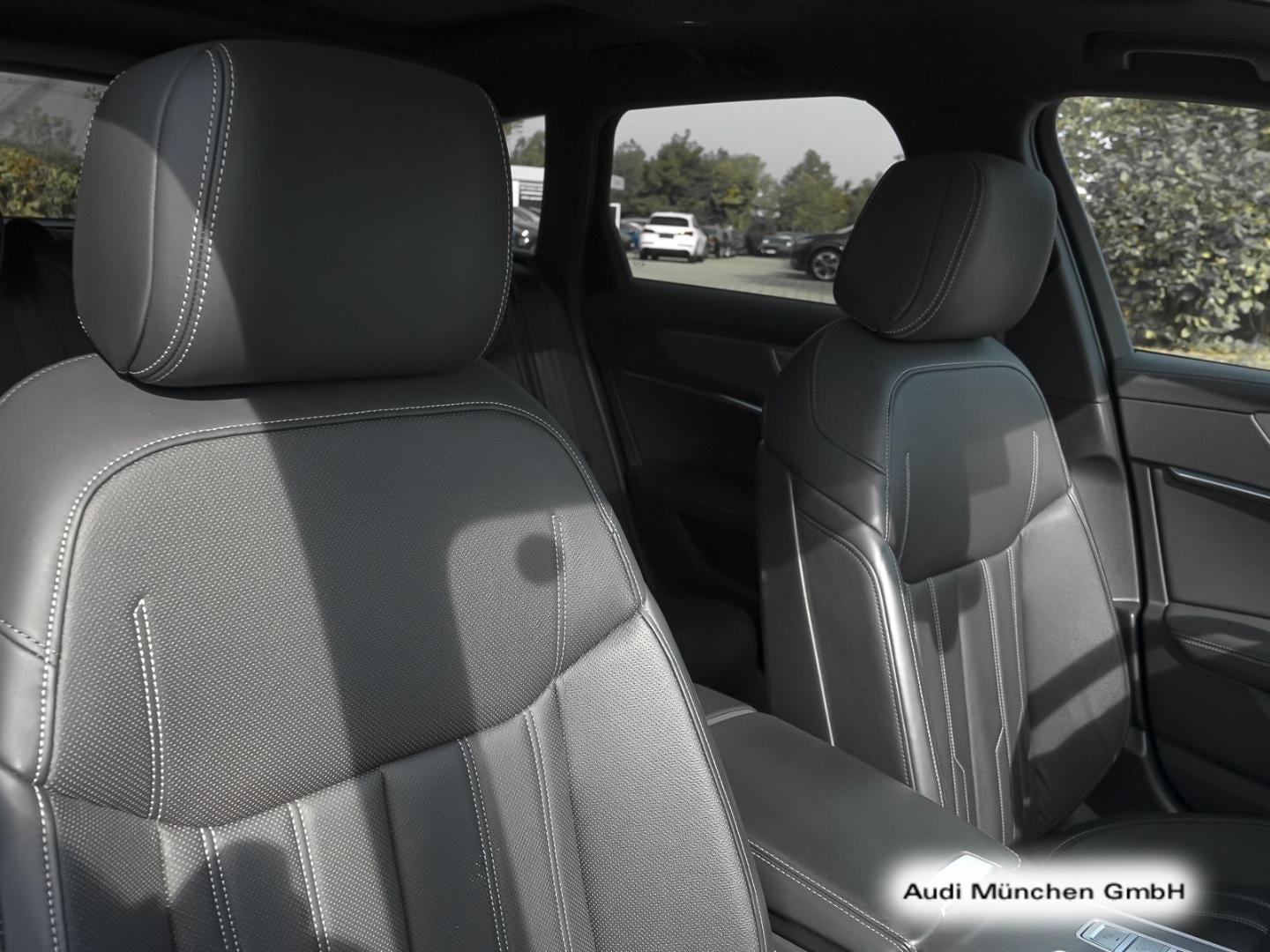 Bild über - für weitere Informationen kontaktieren Sie den Audi Partner