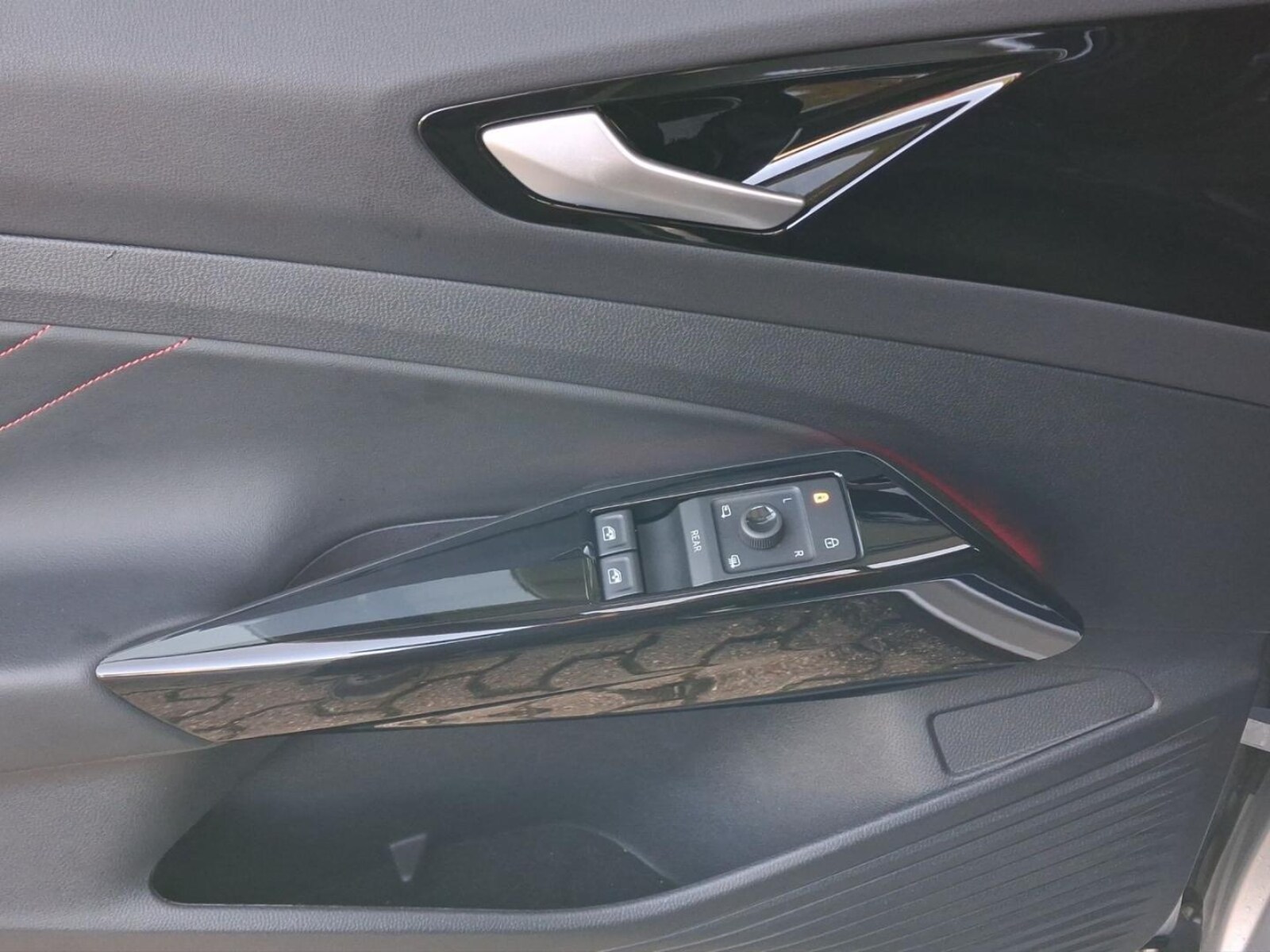 Volkswagen ID.4 – Bild 13