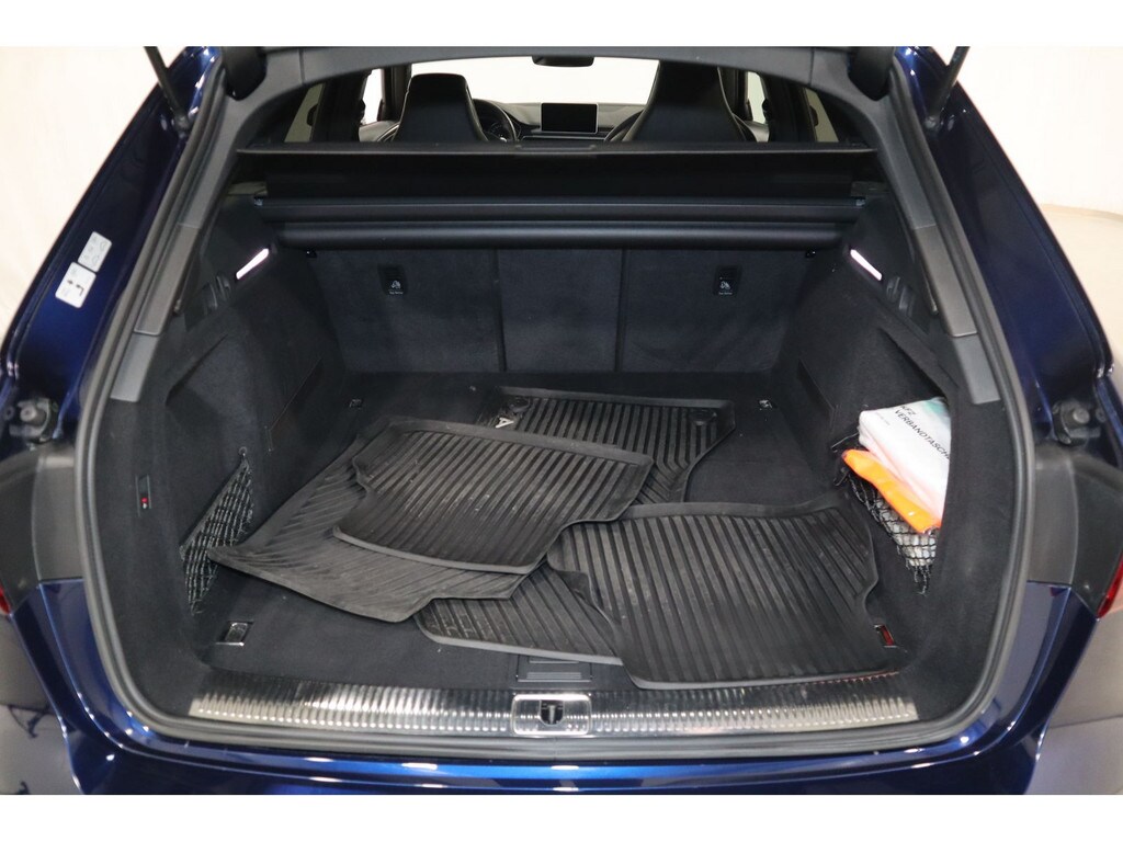 Image about Audi RS 4 Avant TFSI quattro tiptronic