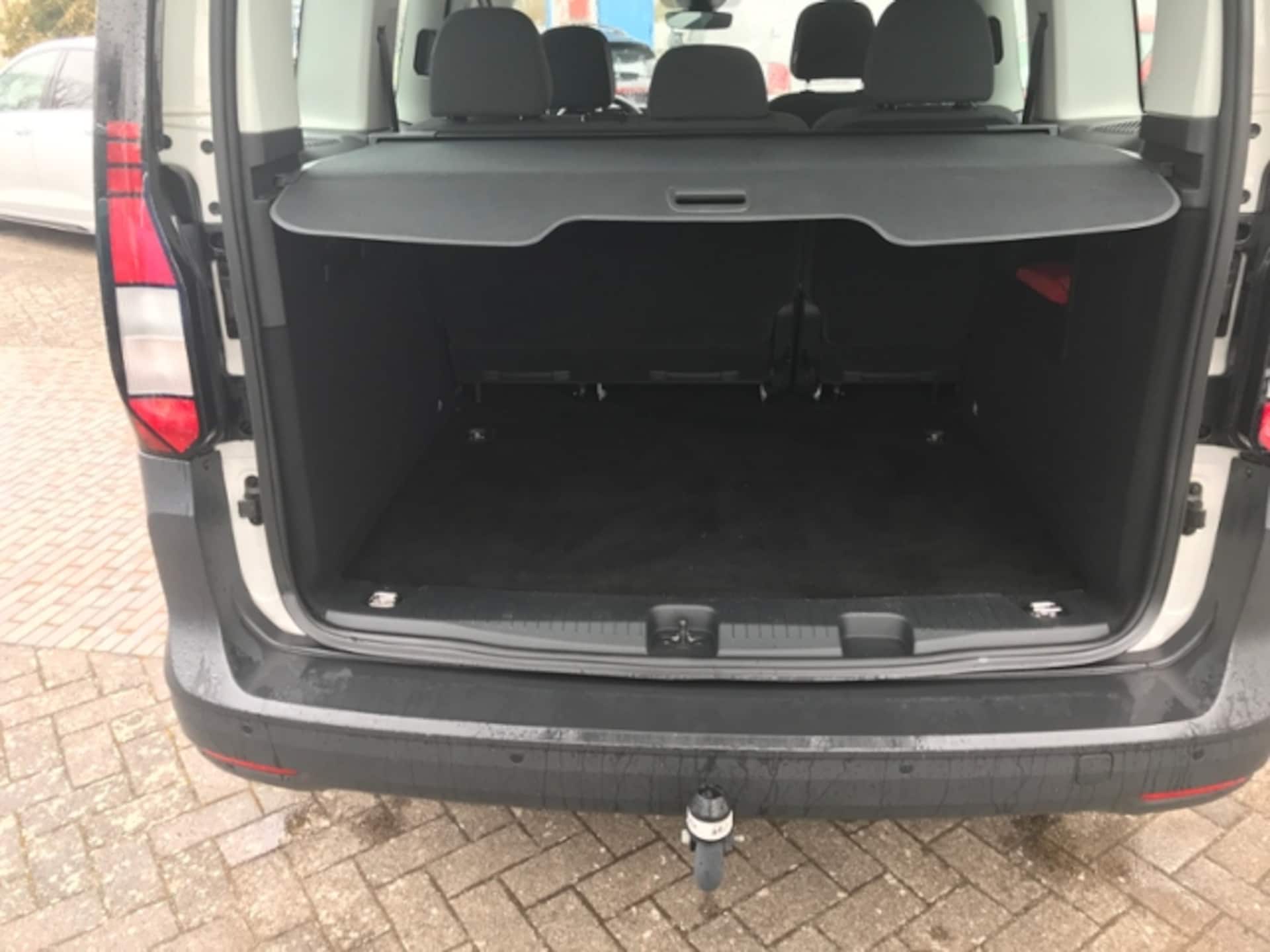 Volkswagen Caddy Basis-Modell