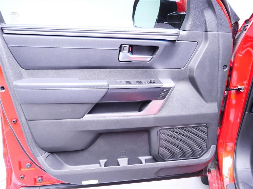 2024 Toyota Sequoia Platinum - Photo 18