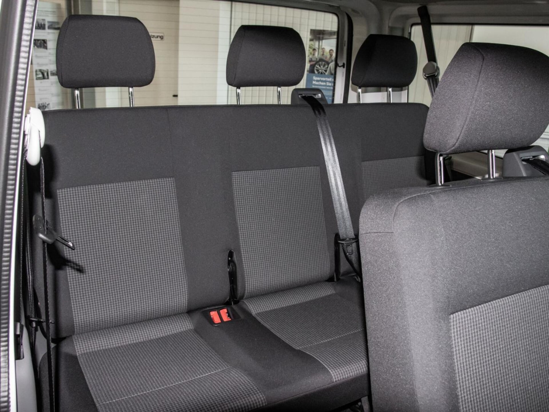 Volkswagen T6.1 Transporter Kombi kurzer Radstand