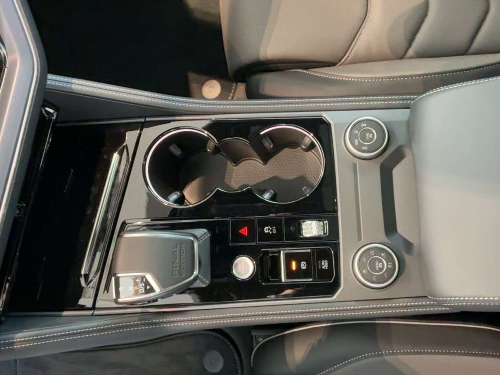 Volkswagen Touareg – Bild 15