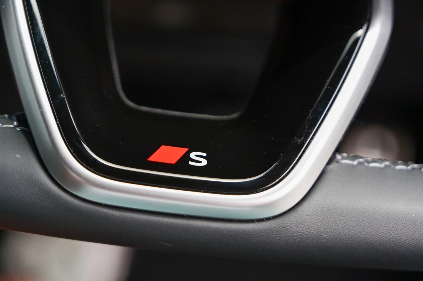 Image about Audi Q5 SUV TDI quattro 150 kW sport
