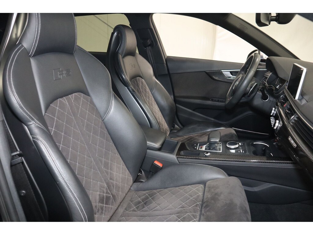 Image about Audi RS 4 Avant TFSI quattro tiptronic