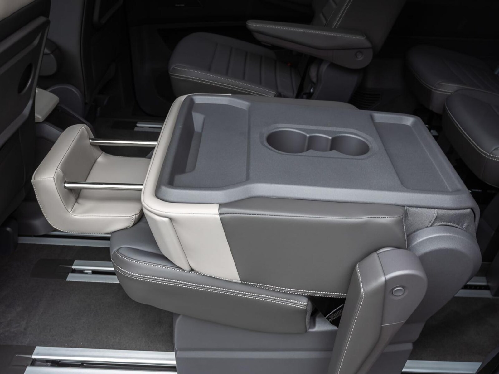 Volkswagen Multivan Langversion – Bild 17