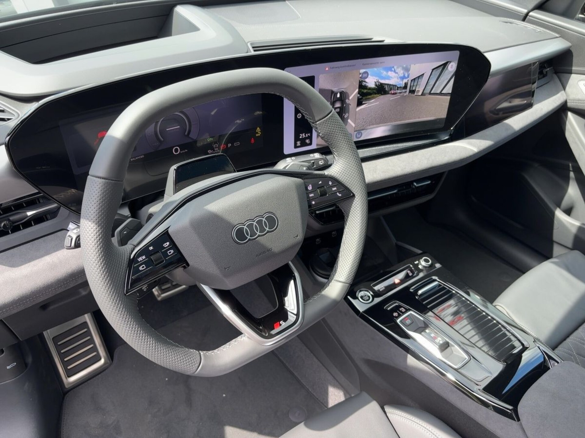 Audi Q6 SUV e-tron