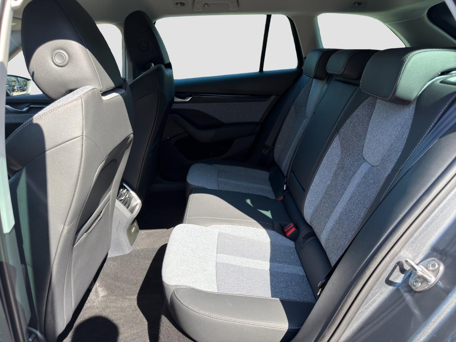 Škoda Octavia Combi – Bild 10