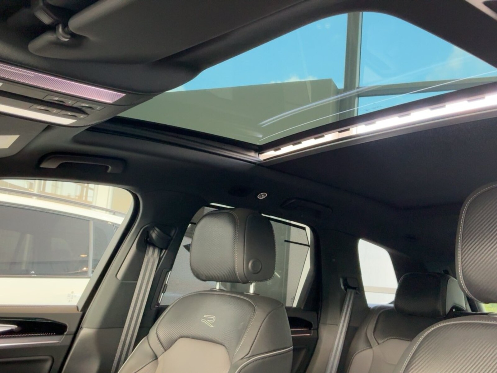 Volkswagen Touareg – Bild 16