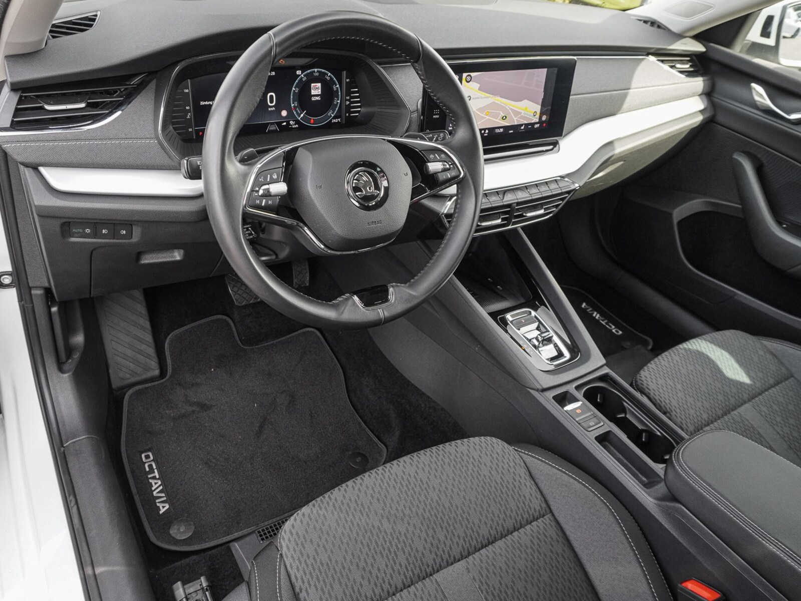 Škoda Octavia Combi – Bild 9