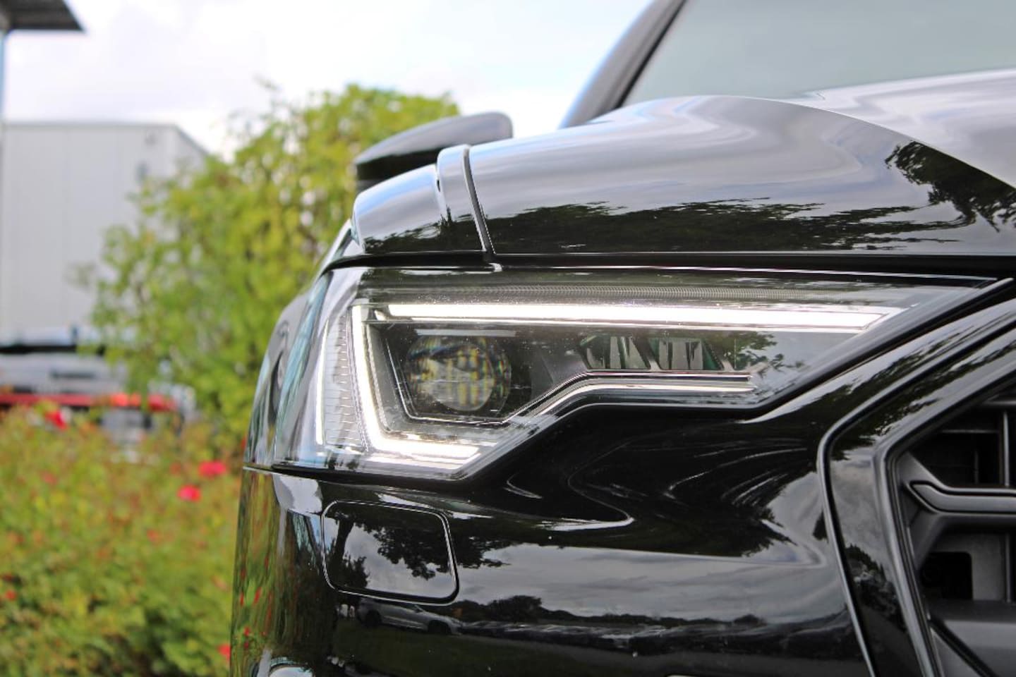 Bild über Audi A6 Avant S line 50 TDI quattro tiptronic - für weitere Informationen kontaktieren Sie den Audi Partner