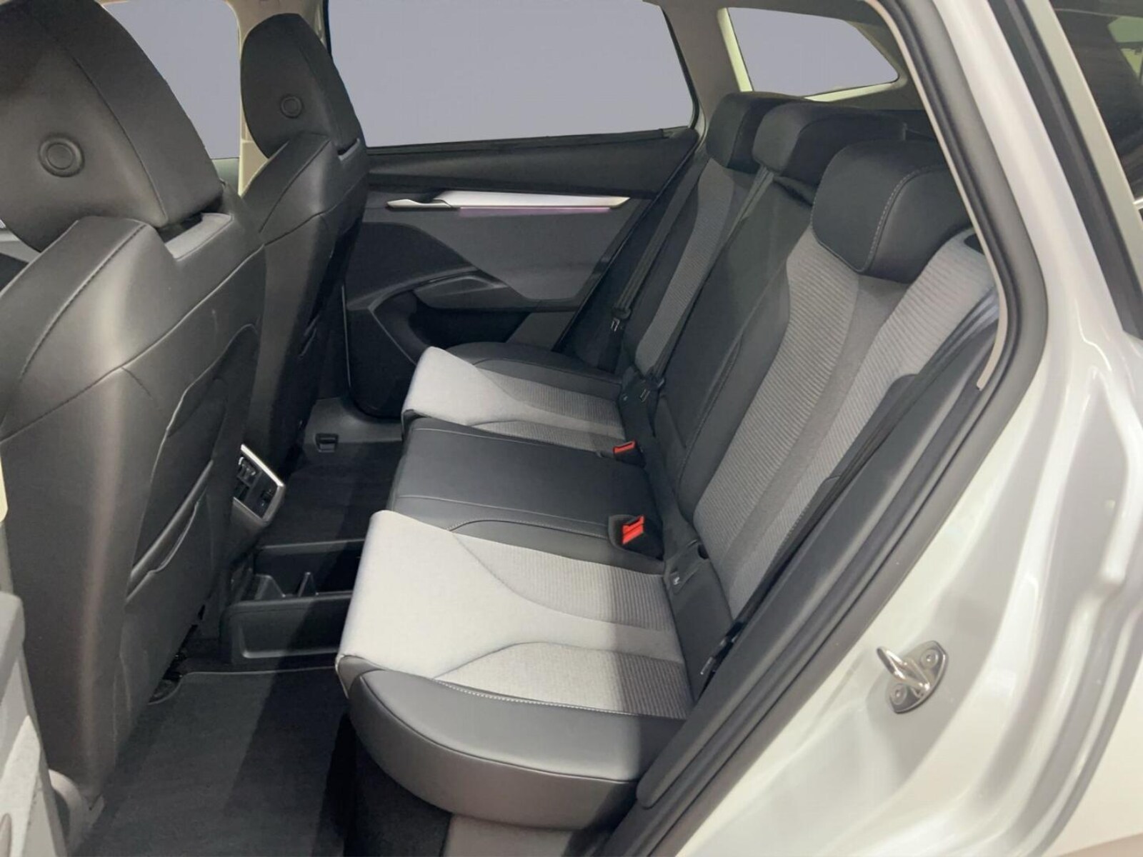 Škoda Enyaq – Bild 8