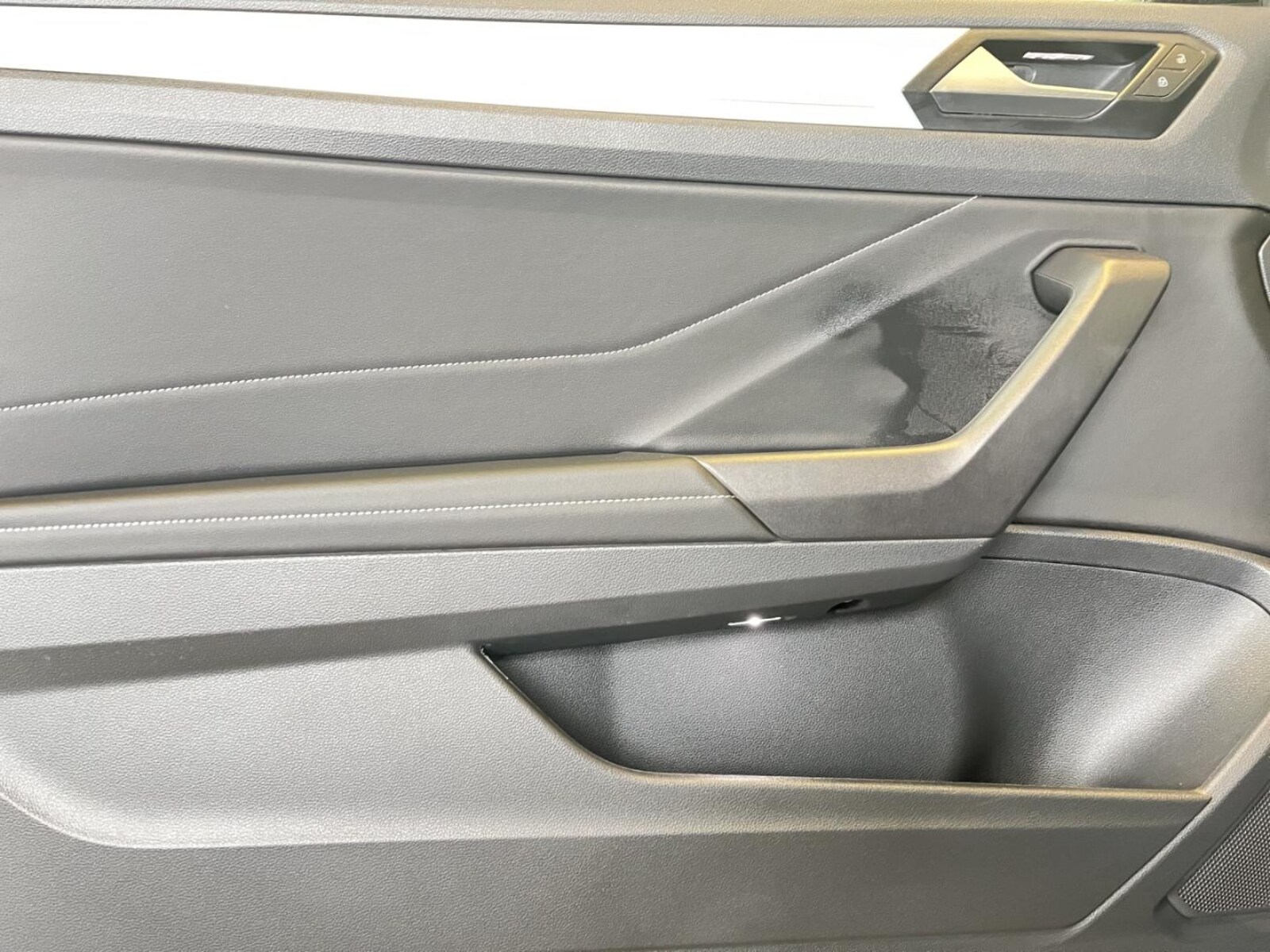 Volkswagen T-Roc Cabriolet – Bild 7