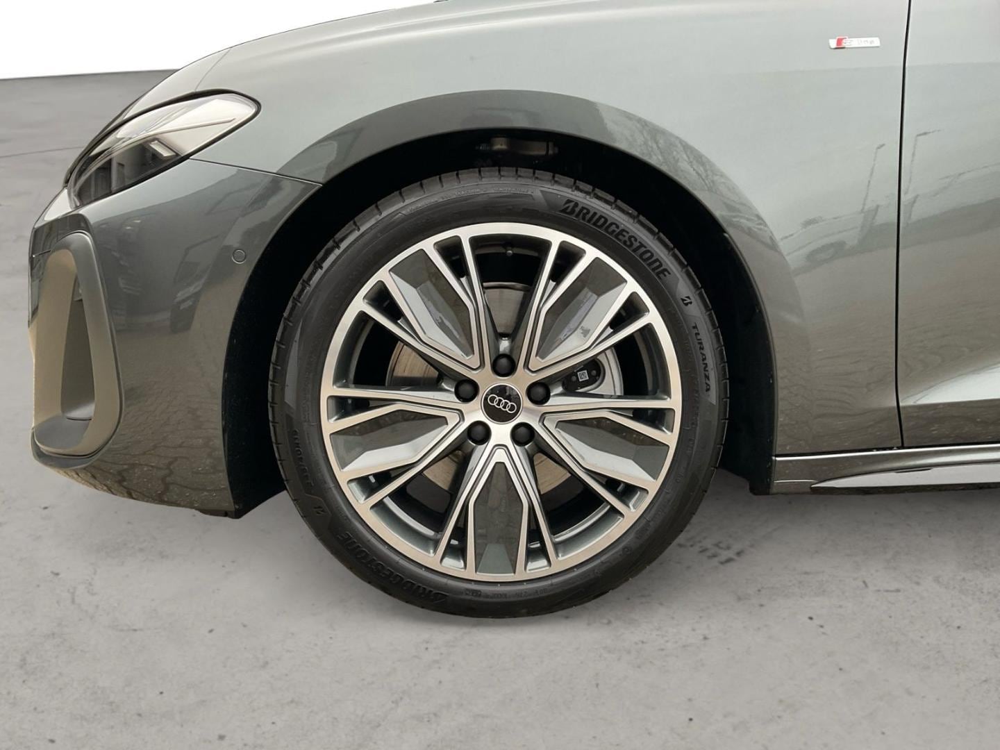 Bild über Audi A5 Avant TFSI quattro 150 kW S tronic - für weitere Informationen kontaktieren Sie den Audi Partner