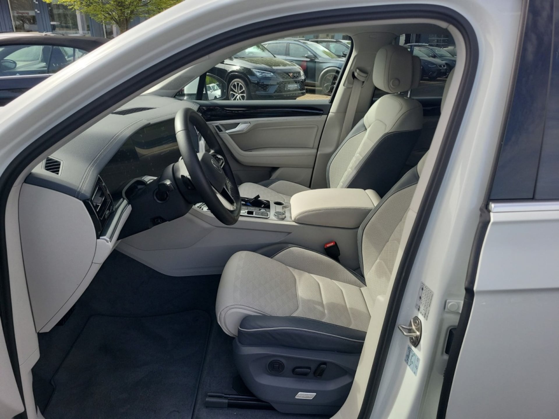Volkswagen Touareg Elegance
