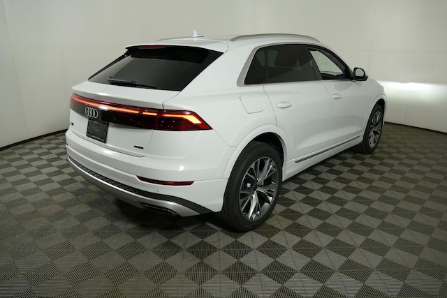 2026 Audi Q8