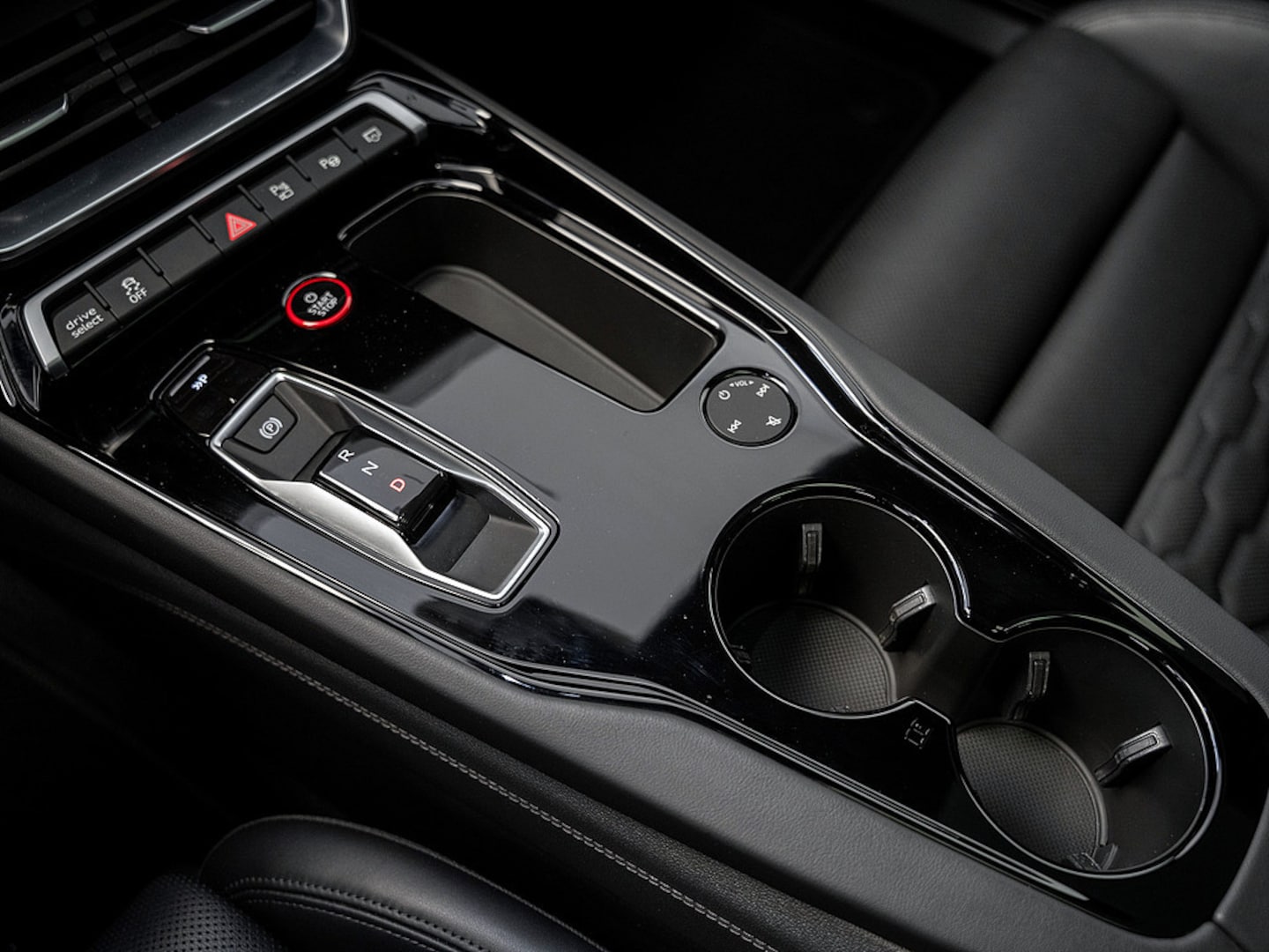 Bild über Audi e-tron GT e-tron quattro - für weitere Informationen kontaktieren Sie den Audi Partner