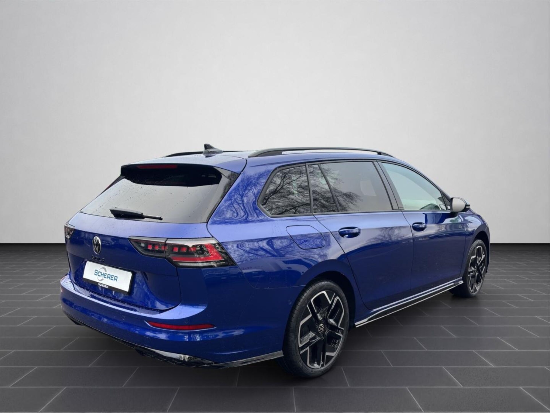 Volkswagen Golf Variant R-Line