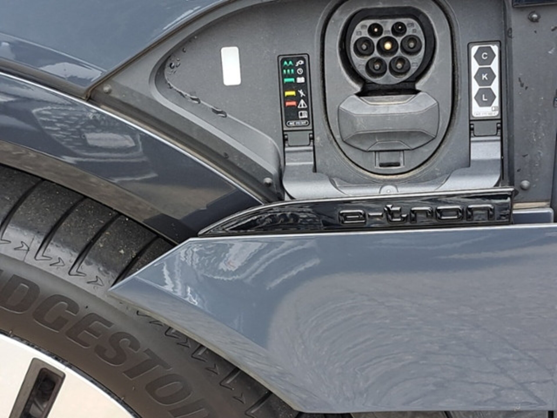 Audi Q8 Sportback e-tron Advanced