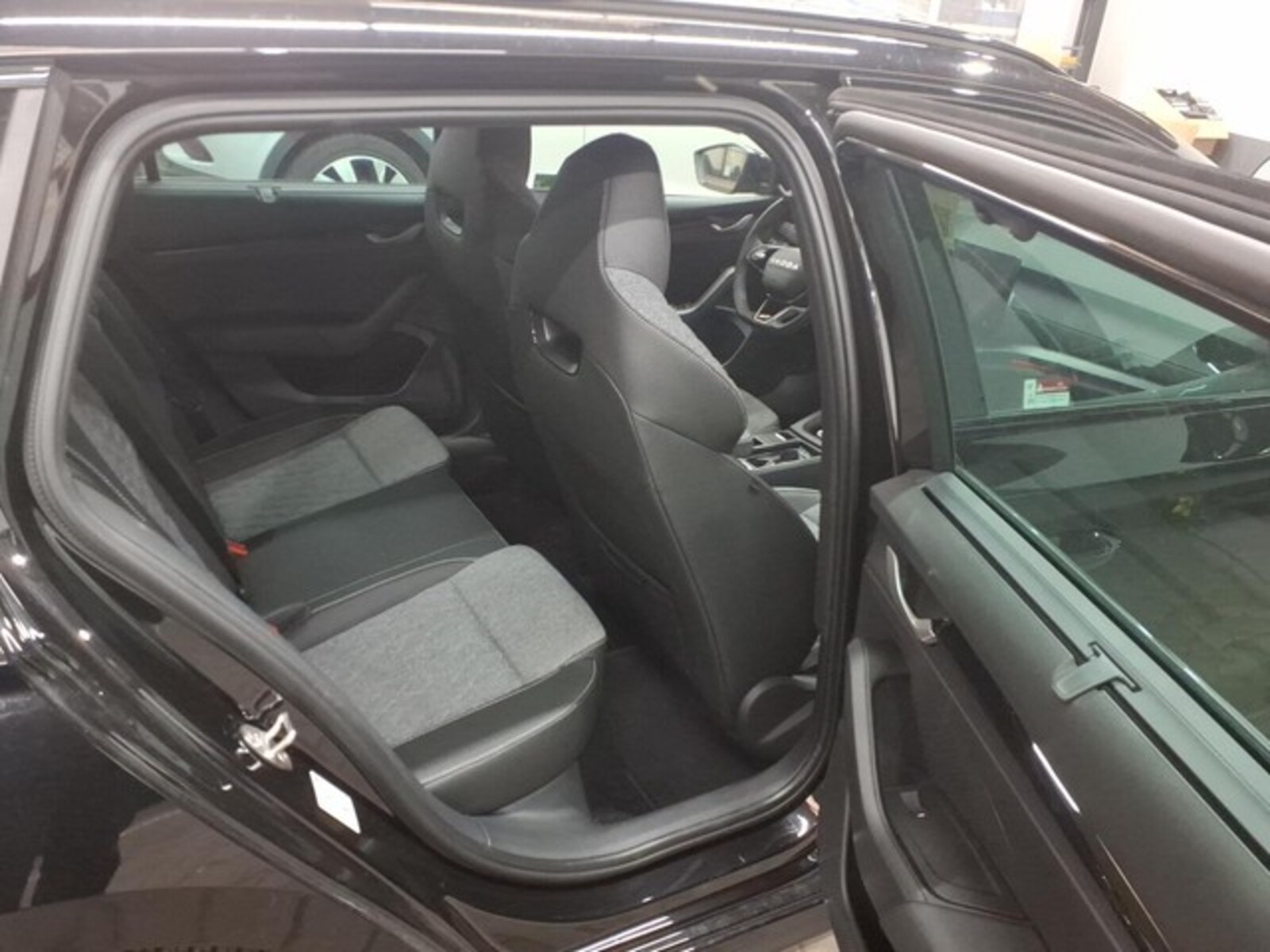 Škoda Octavia Combi – Bild 4
