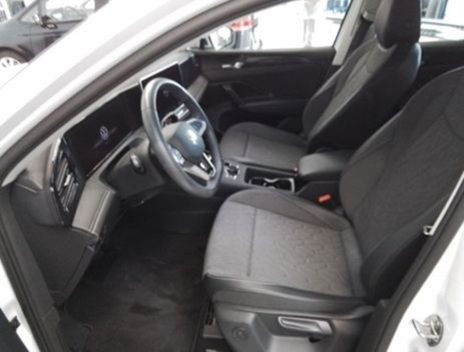 Volkswagen Tiguan – Bild 4