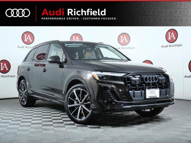Photo of 2025 Audi Q7