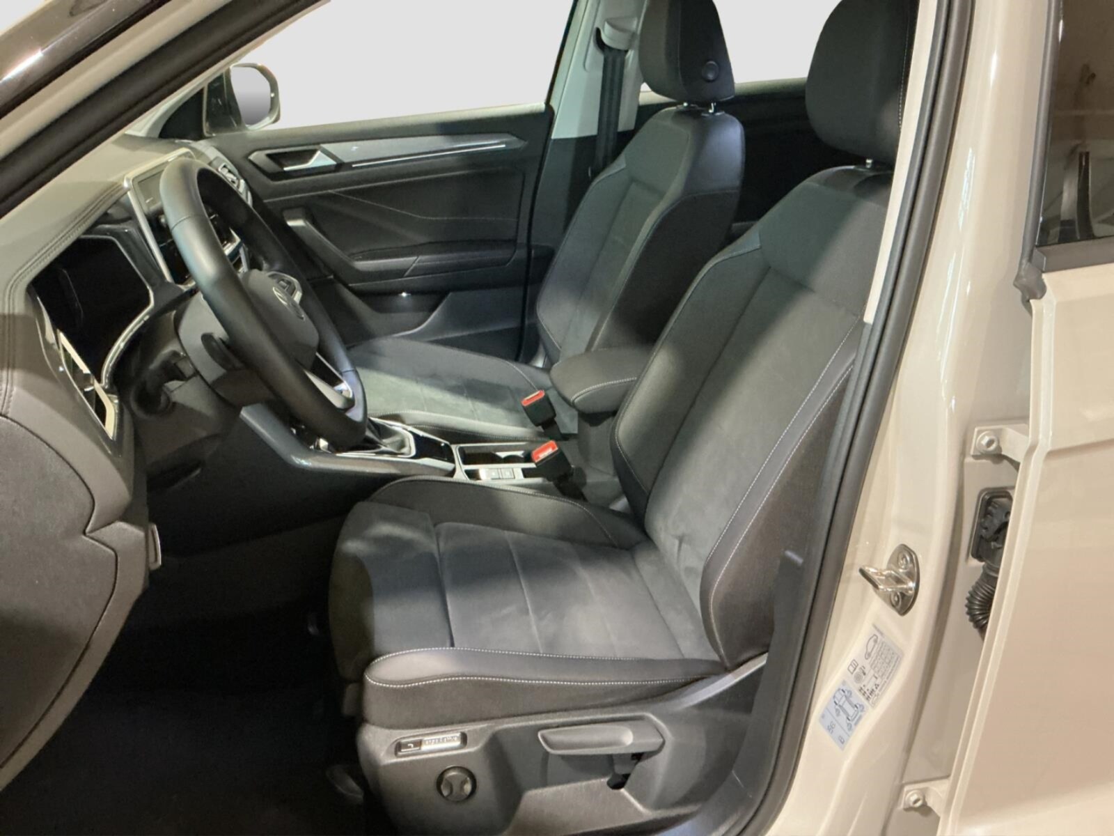 Volkswagen T-Roc – Bild 10