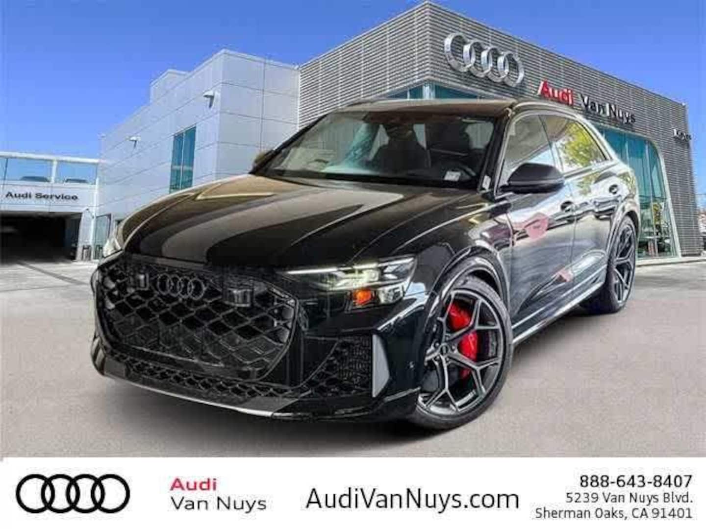 2025 Audi RS Q8 SUV performance