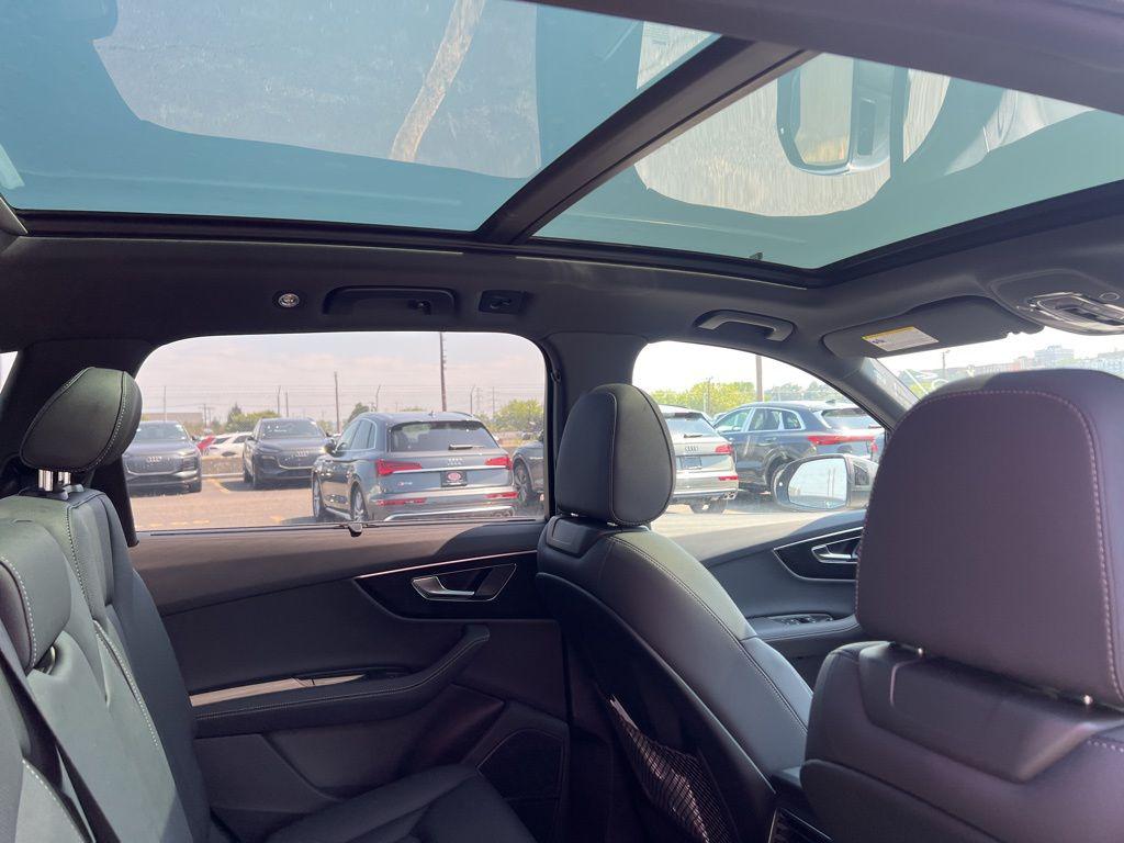 2025 Audi Q7 Premium Plus - Photo 16