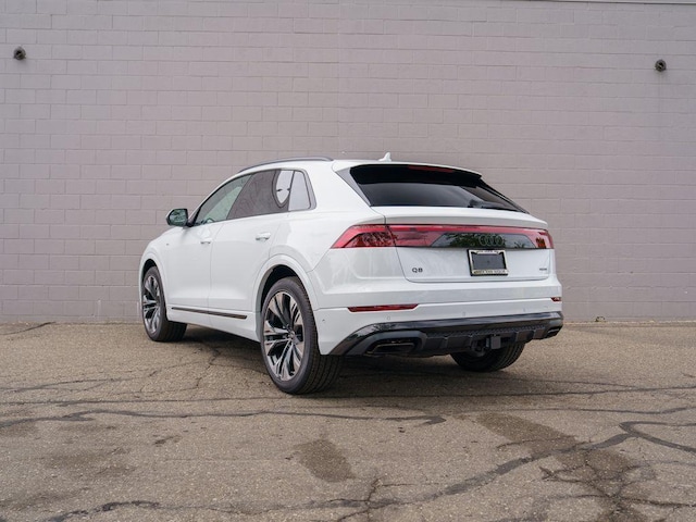 2026 Audi Q8
