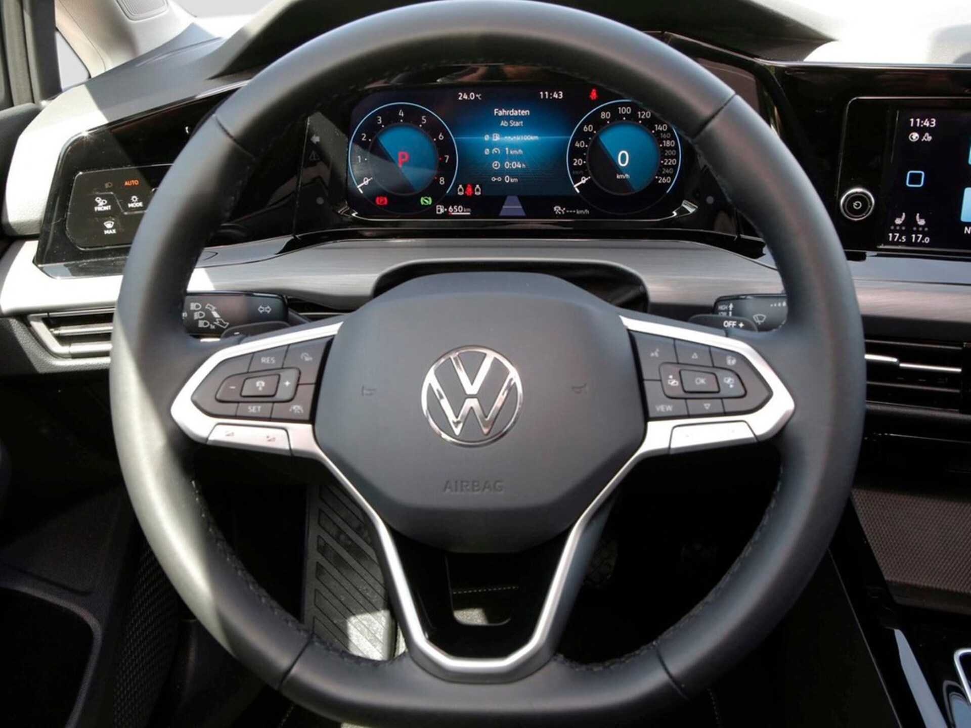 Volkswagen Golf Style