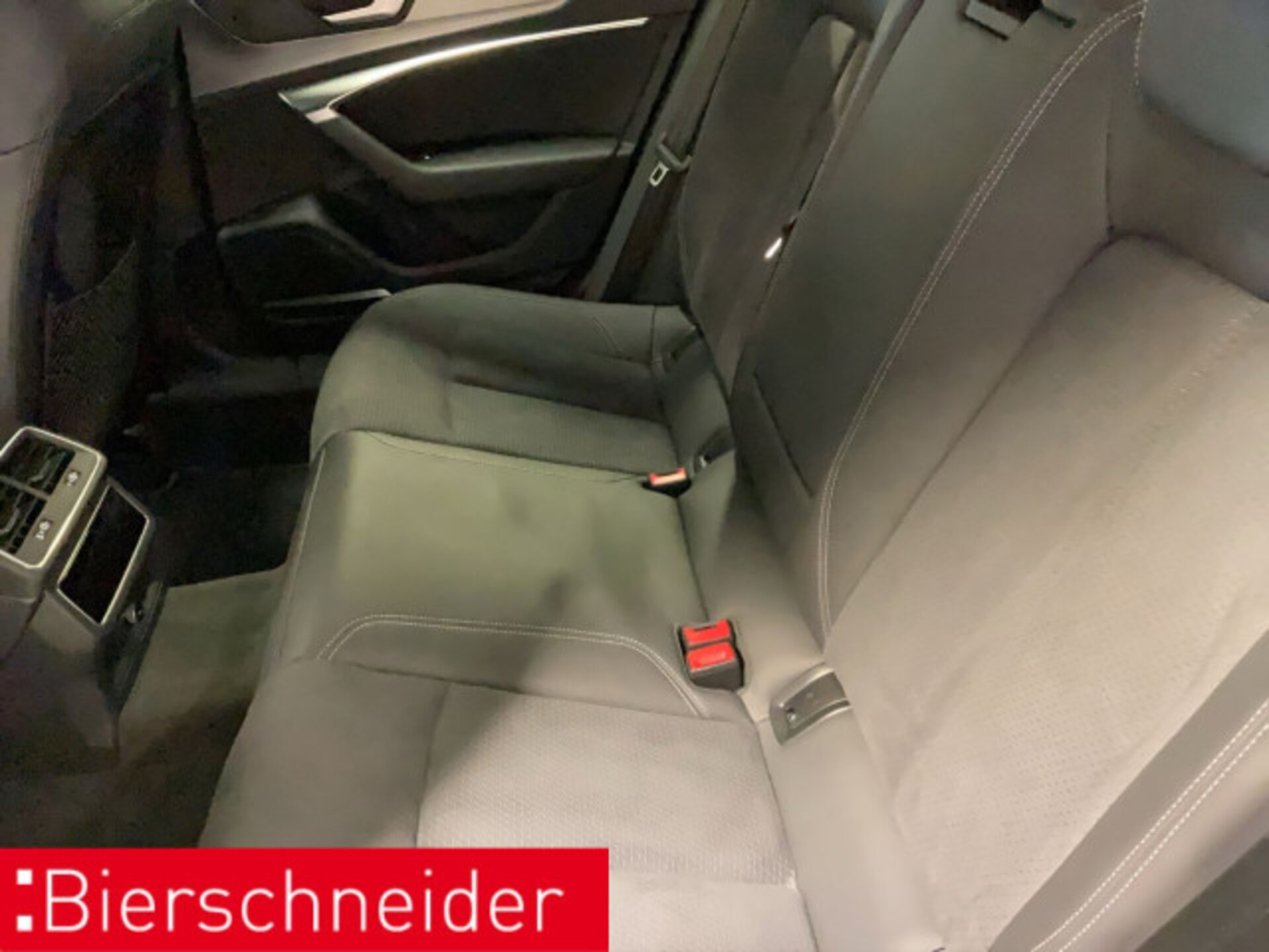 Audi S6 Avant
