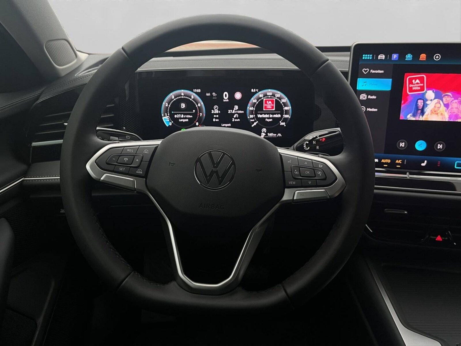 Volkswagen Passat – Bild 9