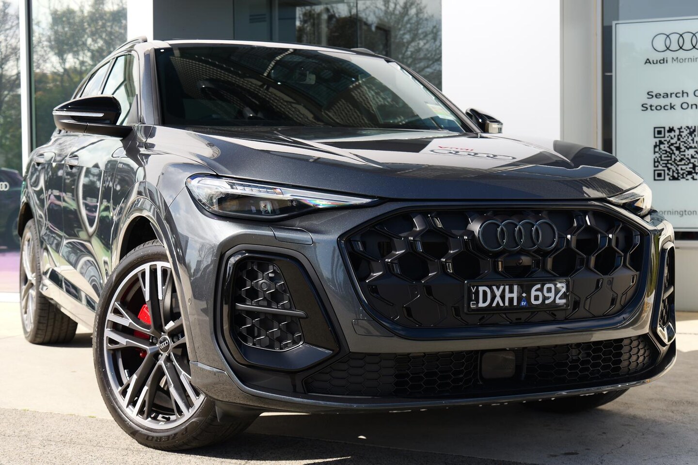 Image about Audi Q5 SUV e-hybrid quattro S tronic