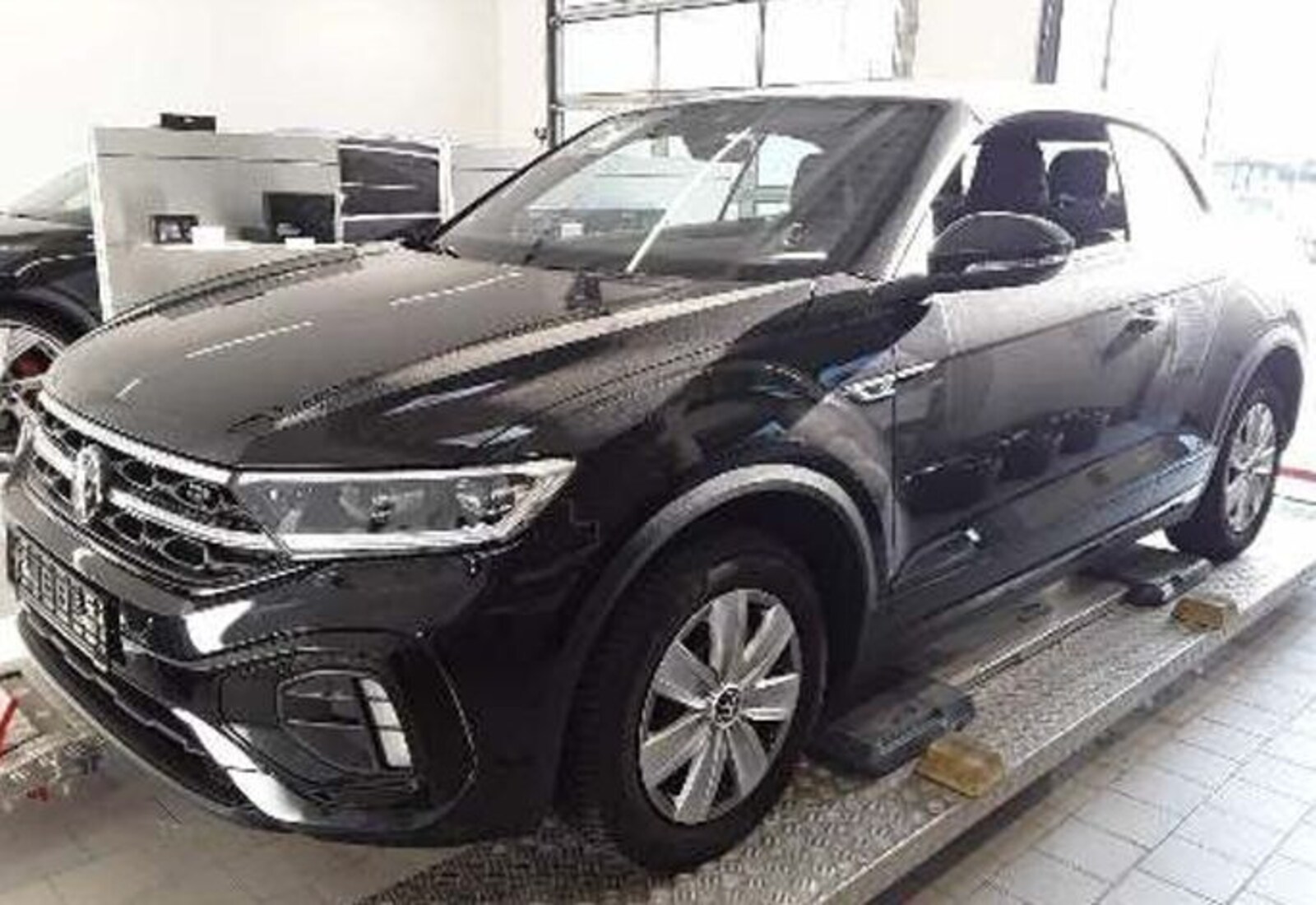 Volkswagen T-Roc Cabriolet – Bild 2