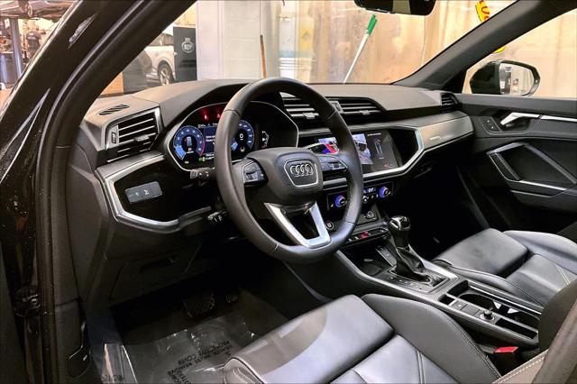 2025 Audi Q3 S Line Premium - Photo 18