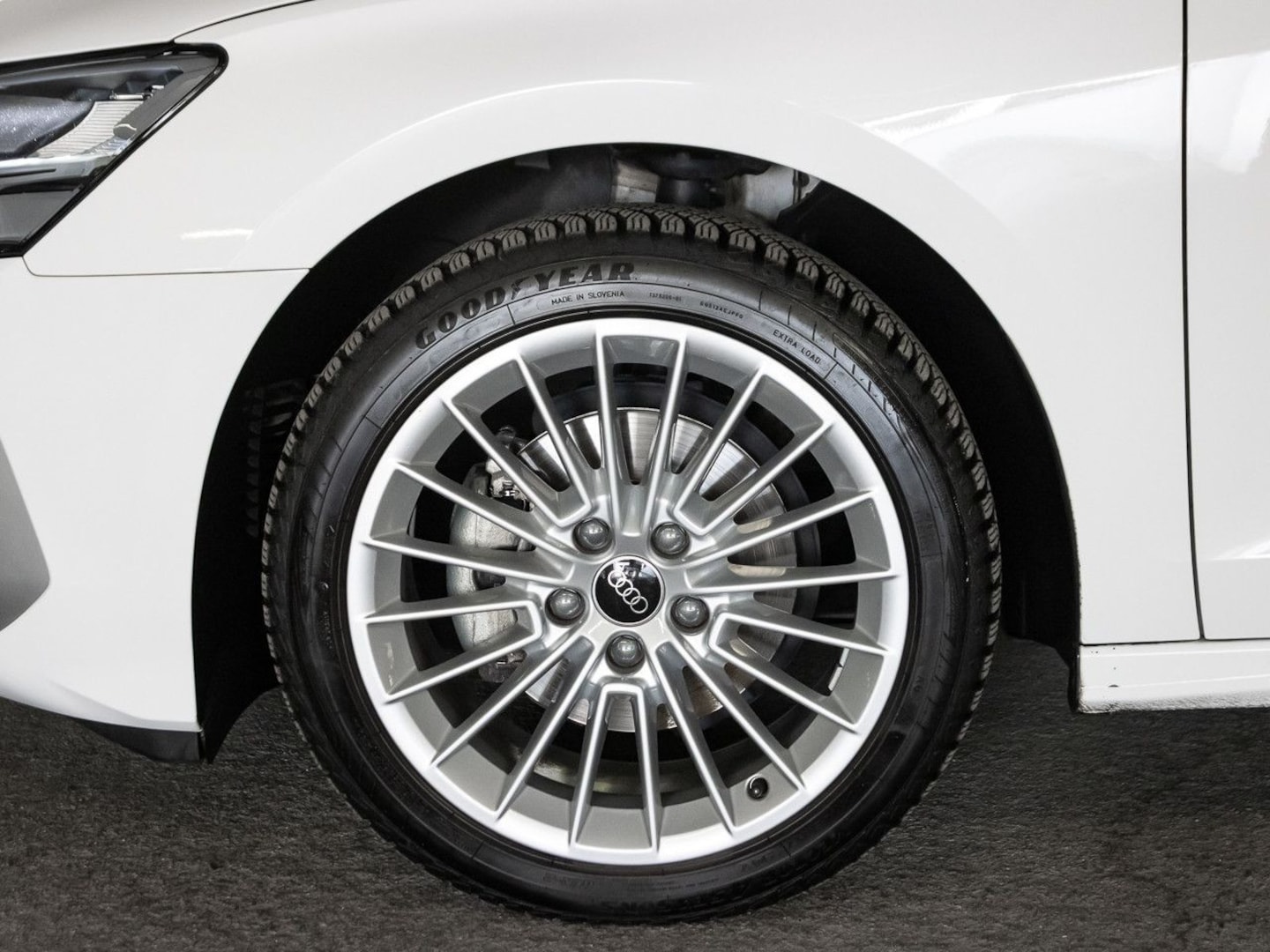 Bild über Audi A3 Sportback advanced 30 TFSI S tronic - für weitere Informationen kontaktieren Sie den Audi Partner