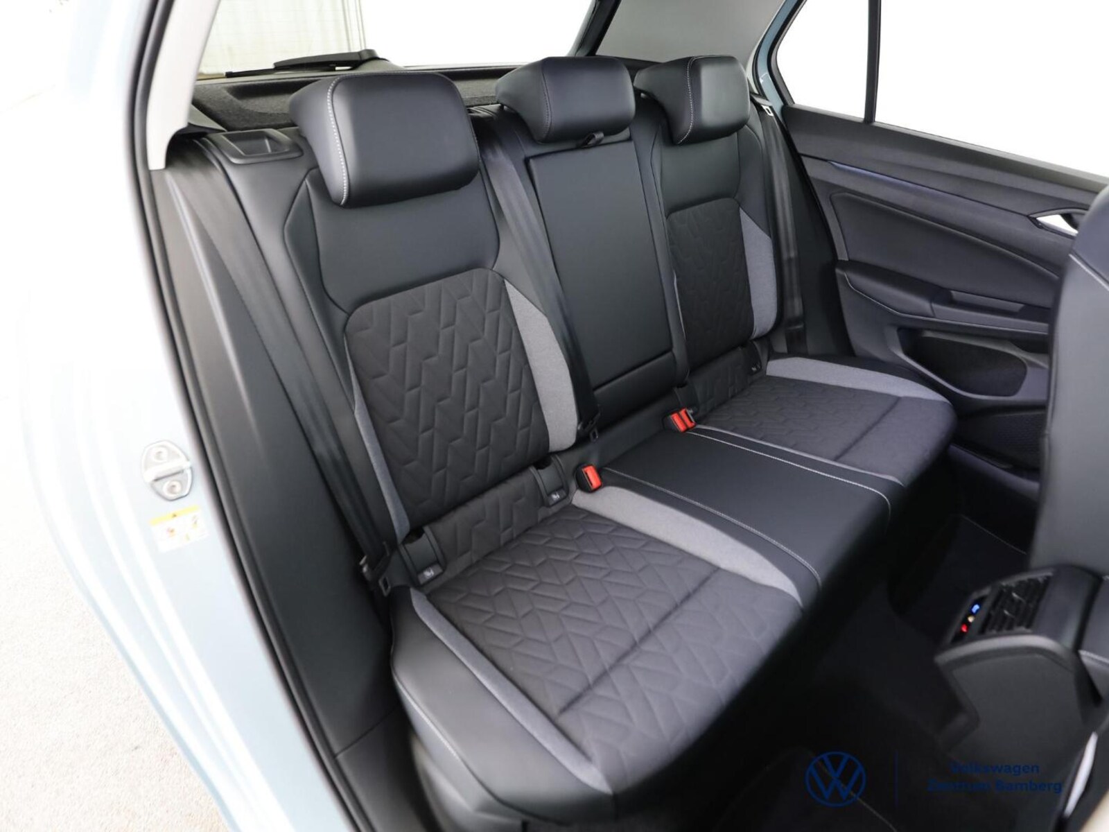 Volkswagen Golf – Bild 8
